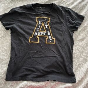 Embroidered short sleeve tee